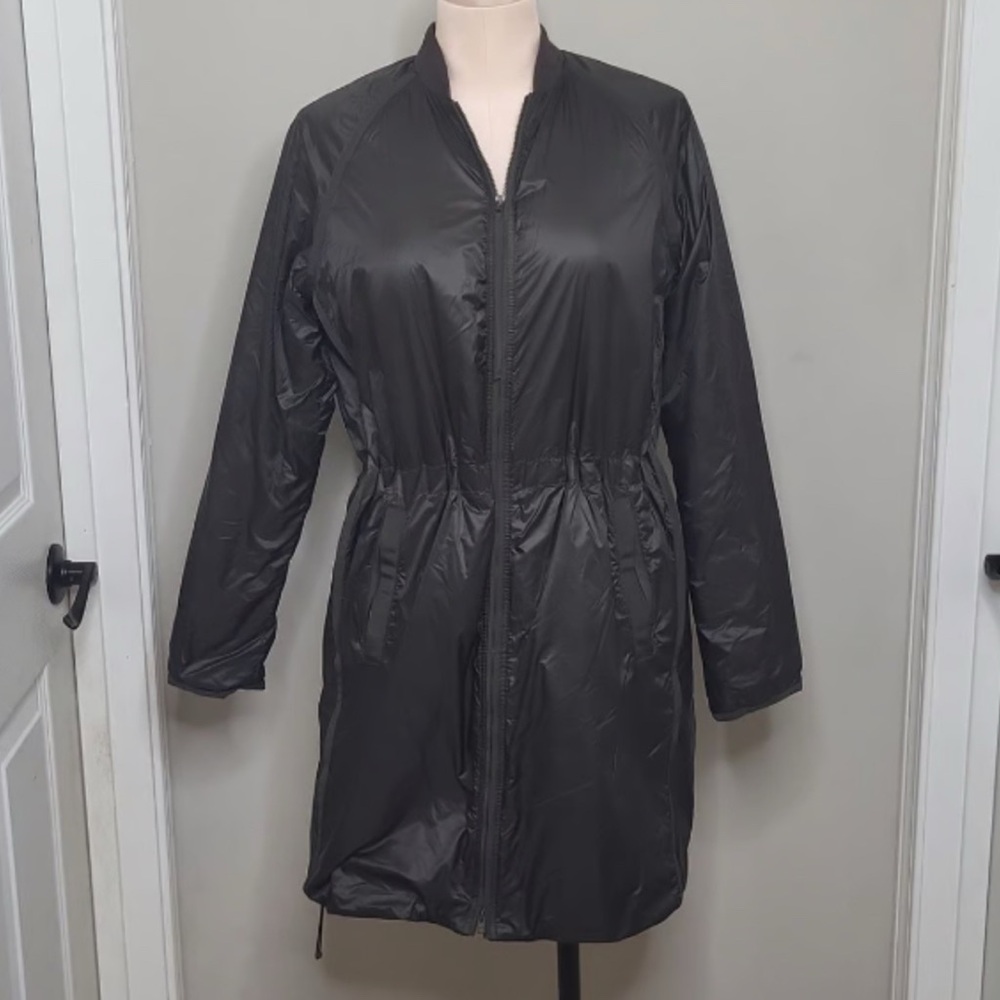 Athleta Summit Insulated Parka
Color: Mountain Olive
Size: Small - Picture 8 of 13